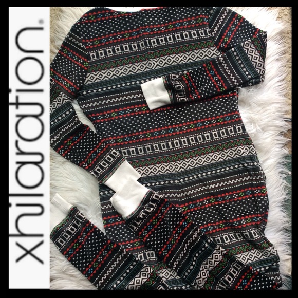 Xhilaration Velour Onsie Holiday Jammies - Picture 2 of 5